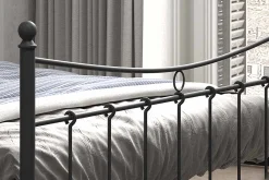 Kinderbedden|Bedden^Huisenthuis Bed Molly Zwart 160x200cm