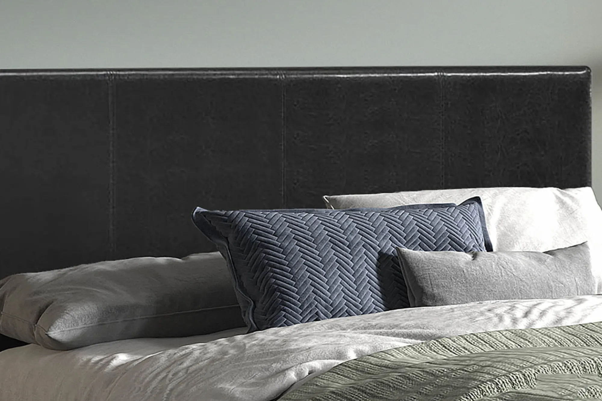 Bedden^Huisenthuis Bed Napels Zwart 140x200cm