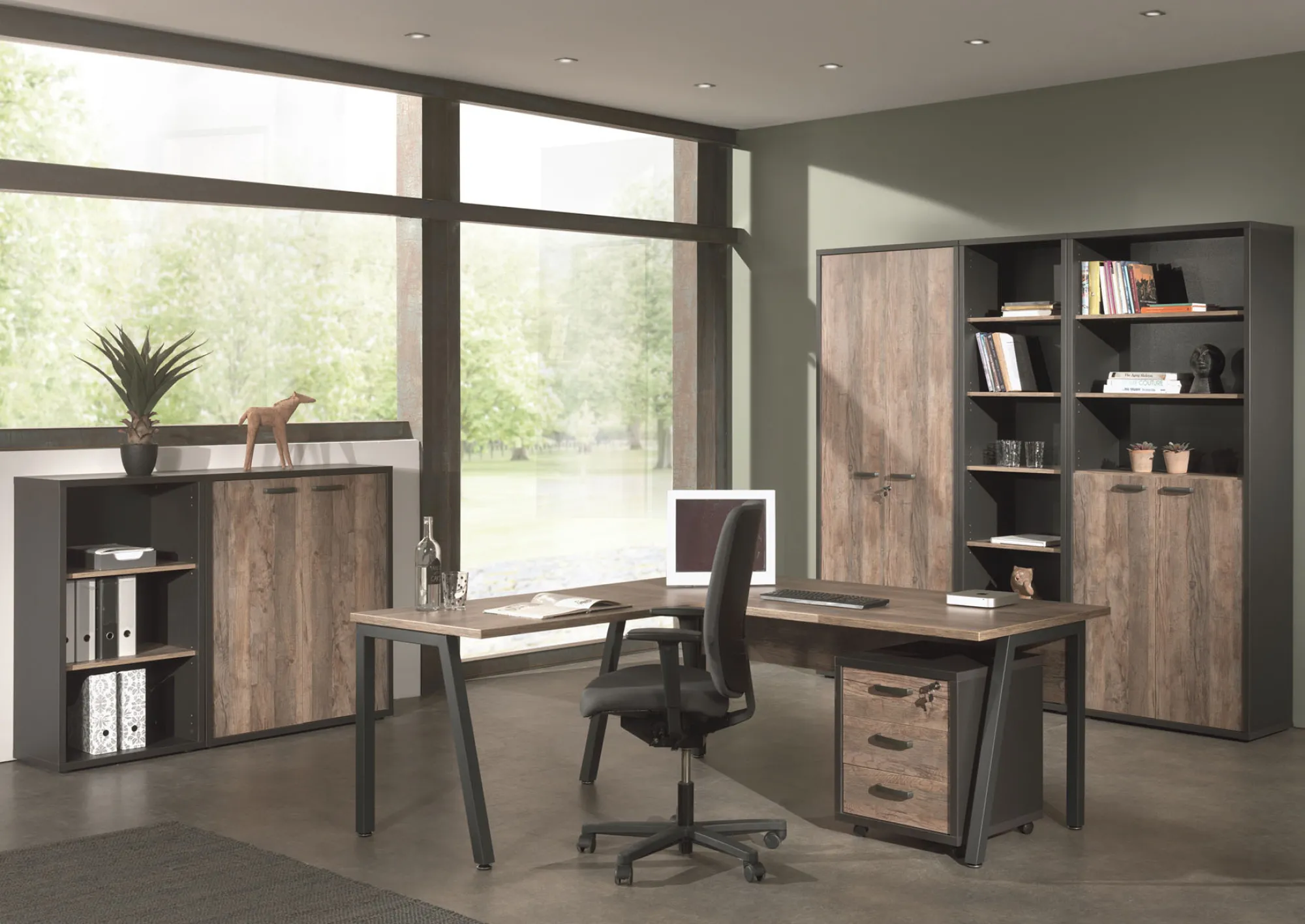 Bureaus^Huisenthuis Bureau Roland 150 cm Vintage