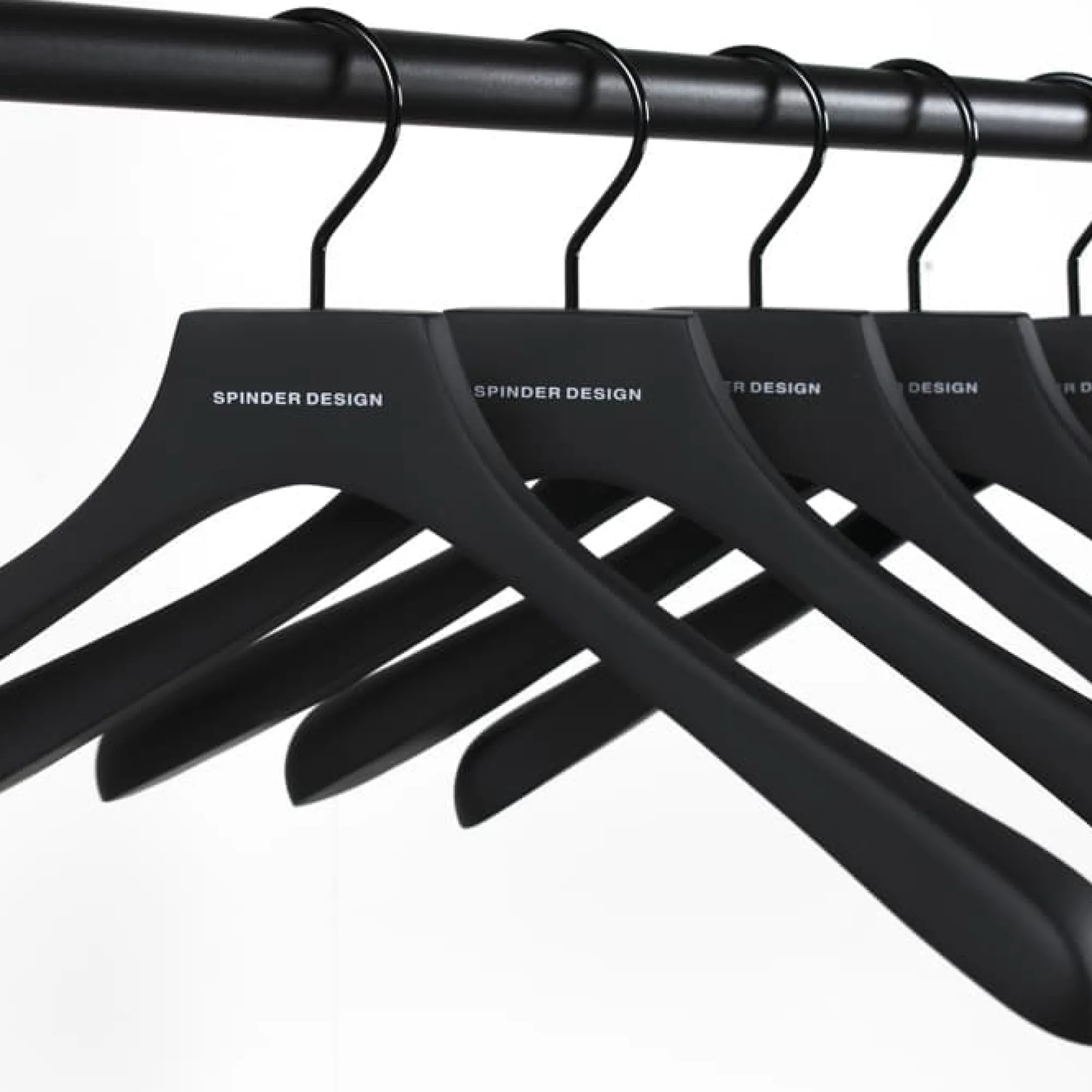 Woonaccessoires^Huisenthuis Kledinghanger Ebony – Set van 5
