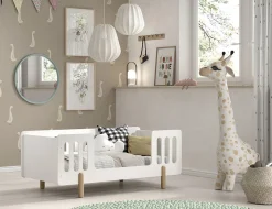 Peuterbedden^Huisenthuis Peuterbed Nynke Wit