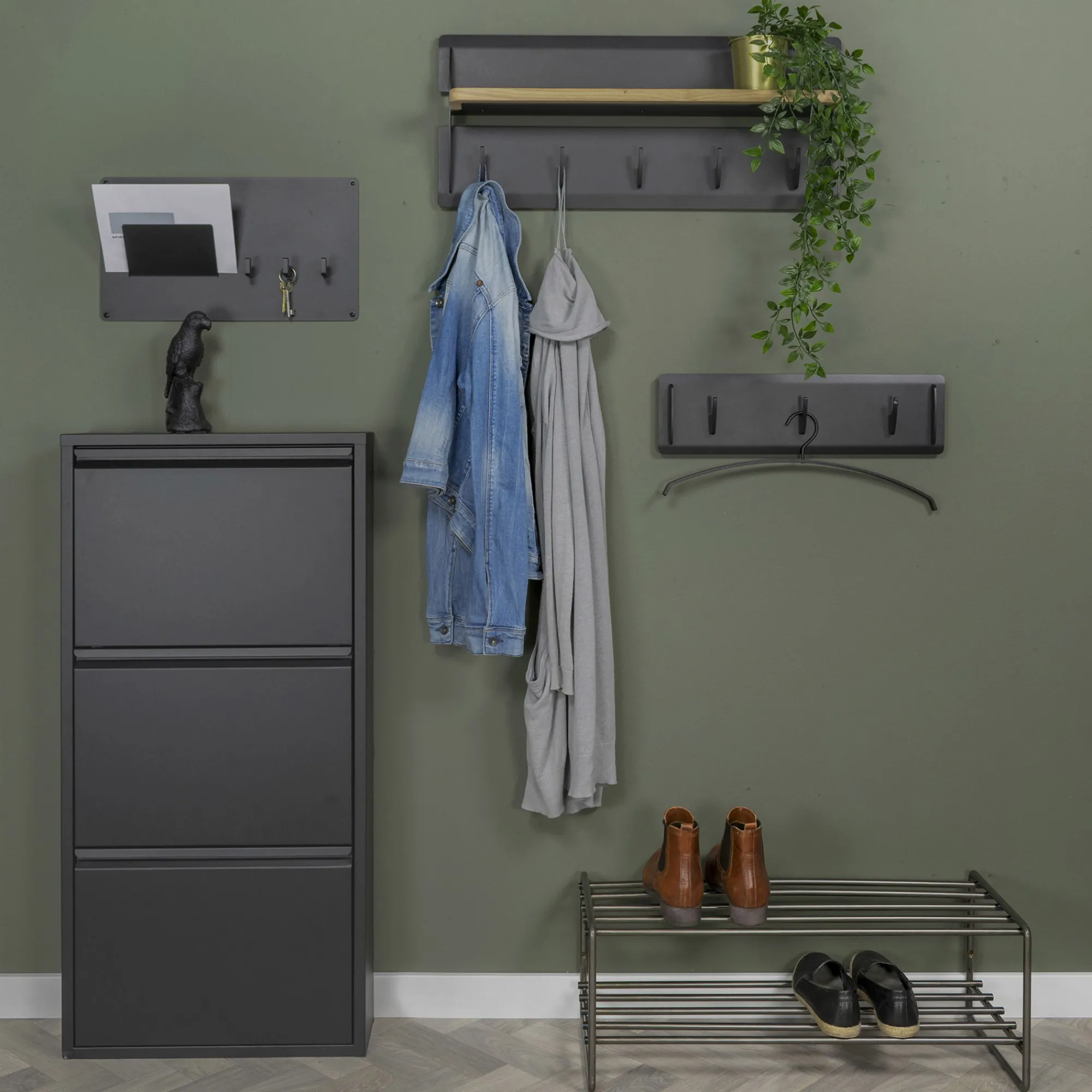 Schoenenkasten^Huisenthuis Schoenenkast Oscar-3 Zwart